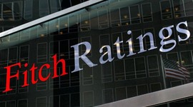 Fitch, İngiltere'nin kredi notu görünümünü durağana çevirdi