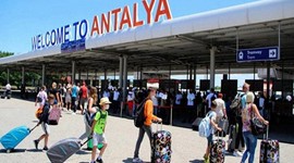 Antalya’dan kaçan Ruslar kiraları düşürdü