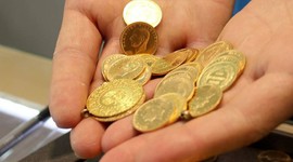 Altının ons fiyatı rekor yeniledi