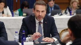 Bakan Bayraktar'dan yenilenebilir enerji mesajı