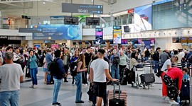 Havaalanlarında 20 yıllık uygulama sona erdi