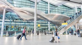 Londra hava sahası kapatıldı