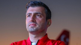 Türkiye'nin vergi rekortmeni Selçuk Bayraktar oldu