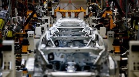 Dev otomotiv firmasına göçmen operasyonu!