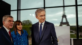 Arnault’dan servet vergisine sert tepki: Fransız ekonomisini yok etme girişimi