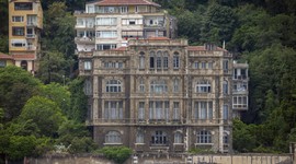 Boğaz'ın simge yapısı: 130 yıllık Zeki Paşa Yalısı satışa çıkarıldı