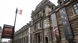 Louvre Müzesi, ziyaretçi girişlerine zam!
