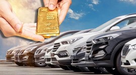 Otomobil, altına yenildi!