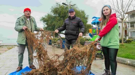 Mavi İz projesiyle deniz kirliliğine sanat dokunuşu