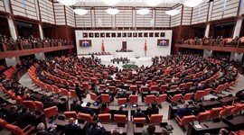 Yatırım fonlarıyla ilgili yasa teklifi komisyondan geçti
