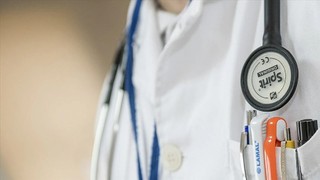 Yeni düzenlemeye gidiliyor: Doktorlara Bağ-Kur’dan çıkış ve erken emeklilik yolu açıldı
