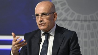 Mehmet Şimşek: Daha çok kişi erken aşamada konut ve araba sahibi olabilecek