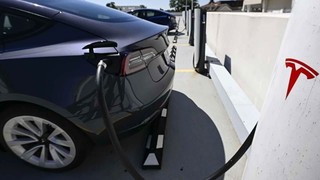 ABD'de dev yatırımlar askıya alındı