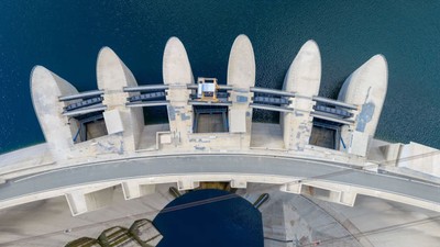 Ekonomiye 3 yılda 3,7 milyar kWh güç kattı