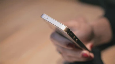 Milyonlarca akıllı telefon kullanıma kapatılacak