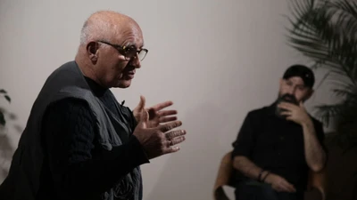 Usta fotoğrafçı Tahsin Aydoğmuş OXYDE Sanat Evi'nde