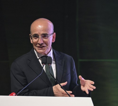Bakan Şimşek: Dezenflasyonun kesintiye uğramasını önleyeceğiz