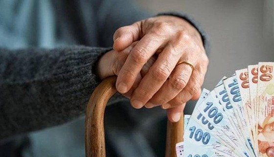 Zamlı emekli maaşları bugün yatıyor