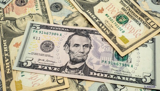 Adım adım finansal planlama: Geleceğinizi güvence altına alın