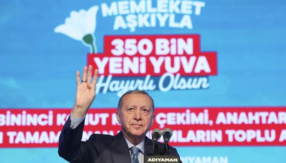 Erdoğan: Yıl sonuna kadar 453 bin konut teslim edilecek