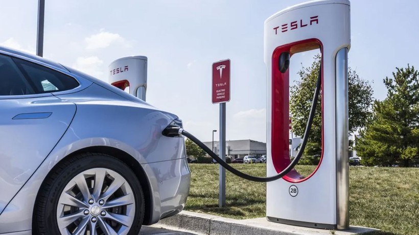 Tesla, Türkiye'deki şarj ağını genişletiyor