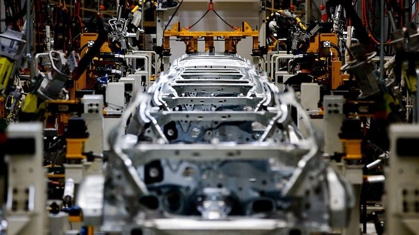 Dev otomotiv firmasına göçmen operasyonu!