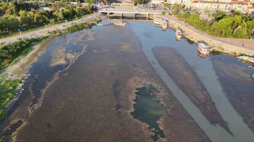 Konya'da Beyşehir Gölü kurudu