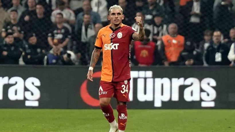 Lucas Torreira takım arkadaşları ile vedalaştı; - Resim: 1